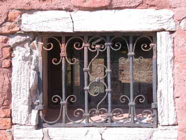Click to return to the dynamic window display